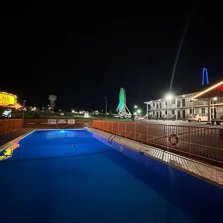 Oak Grove Inn